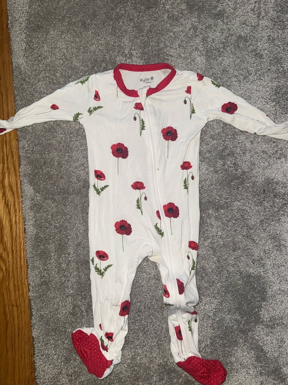 Kyte baby footies Magnolia poppy